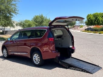 2019 Chrysler Pacifica Red BraunAbility Braun Rear Entry